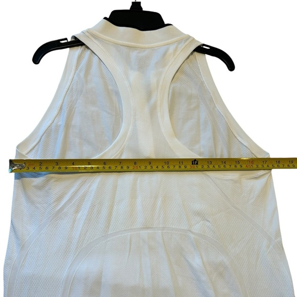 Athleta  Women's Momentum Racerback Seamless Polo Tank Size Large Color White - Picture 9 of 11